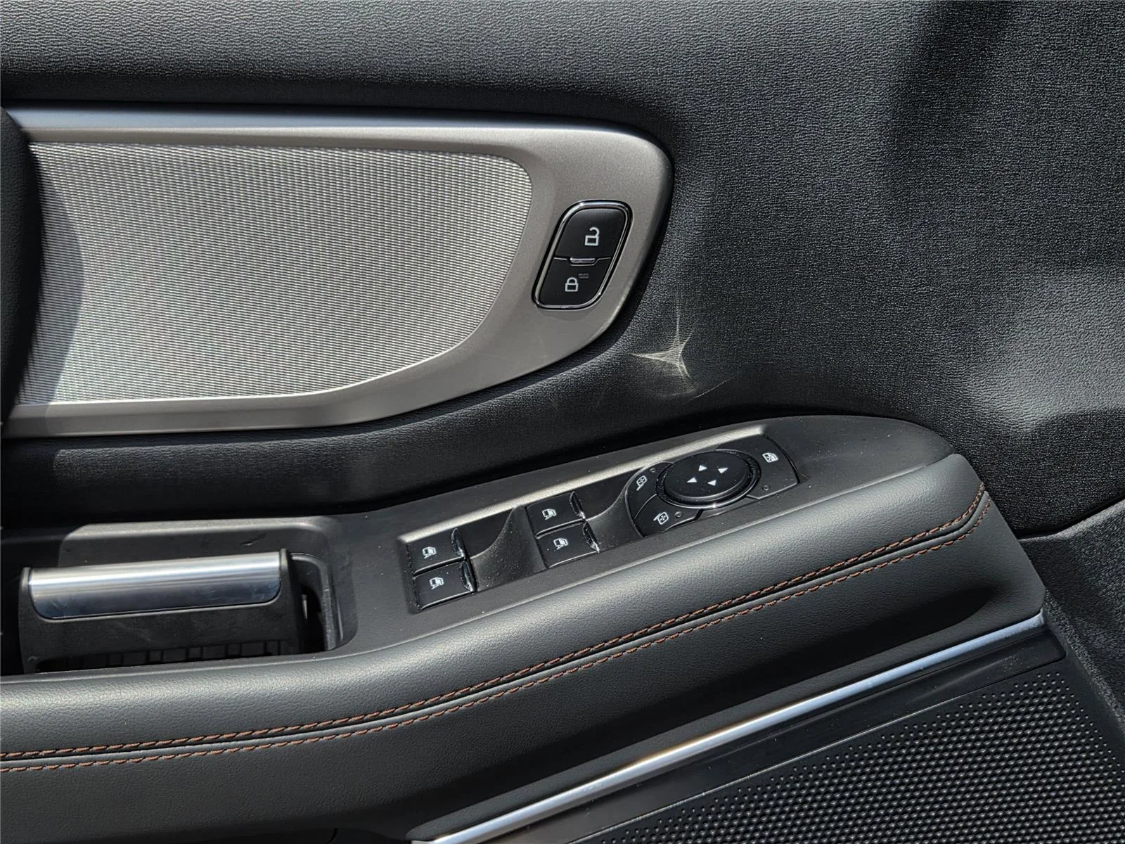 Used 2025 Agate Black Ford Active image 19