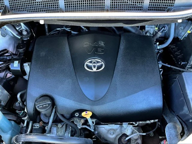 Used 2019 Gray Toyota SE image 38