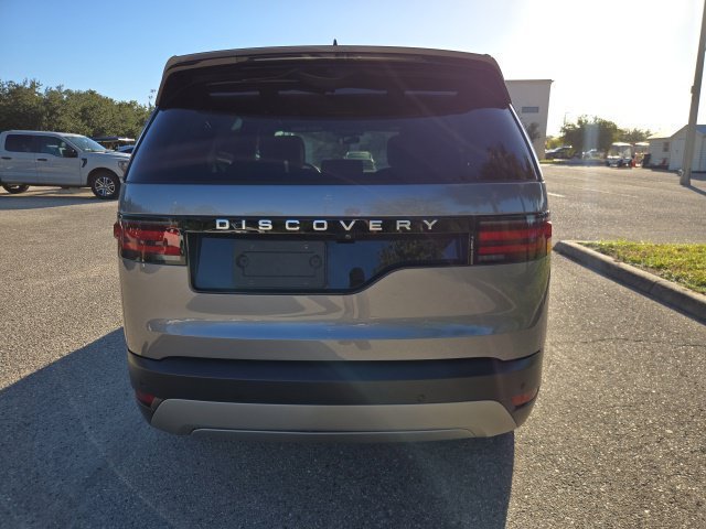 Used 2025 Eiger Gray Metallic Land Rover S image 4