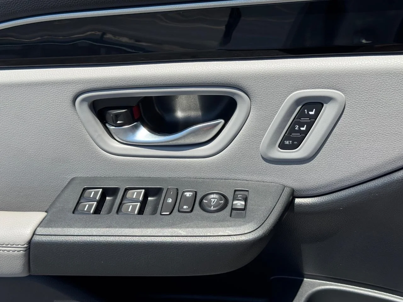 2025 Honda Pilot Touring - Photo 40
