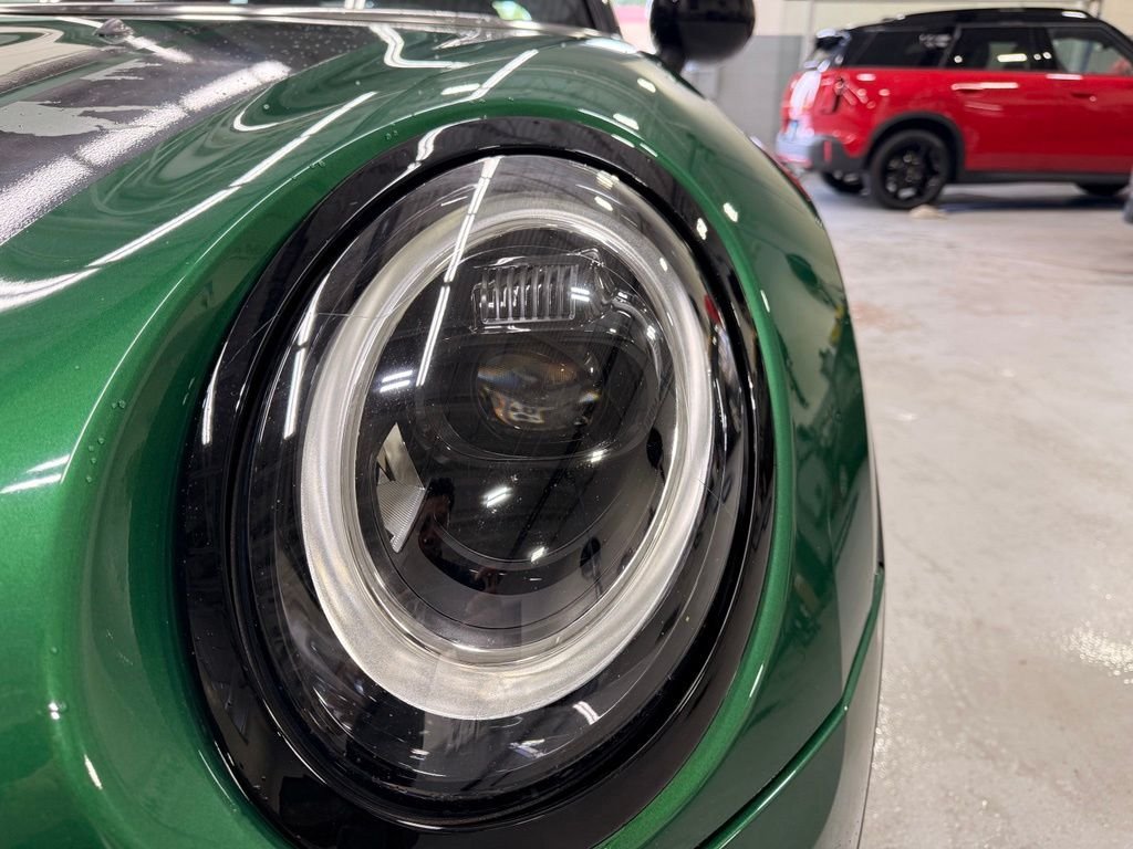 Certified Used 2024 British Racing Green IV Met MINI  image 9