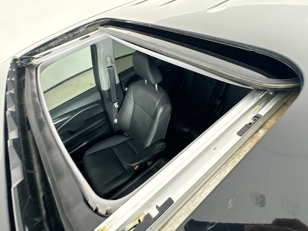 Certified Used 2021 Black Honda EX-L image 28