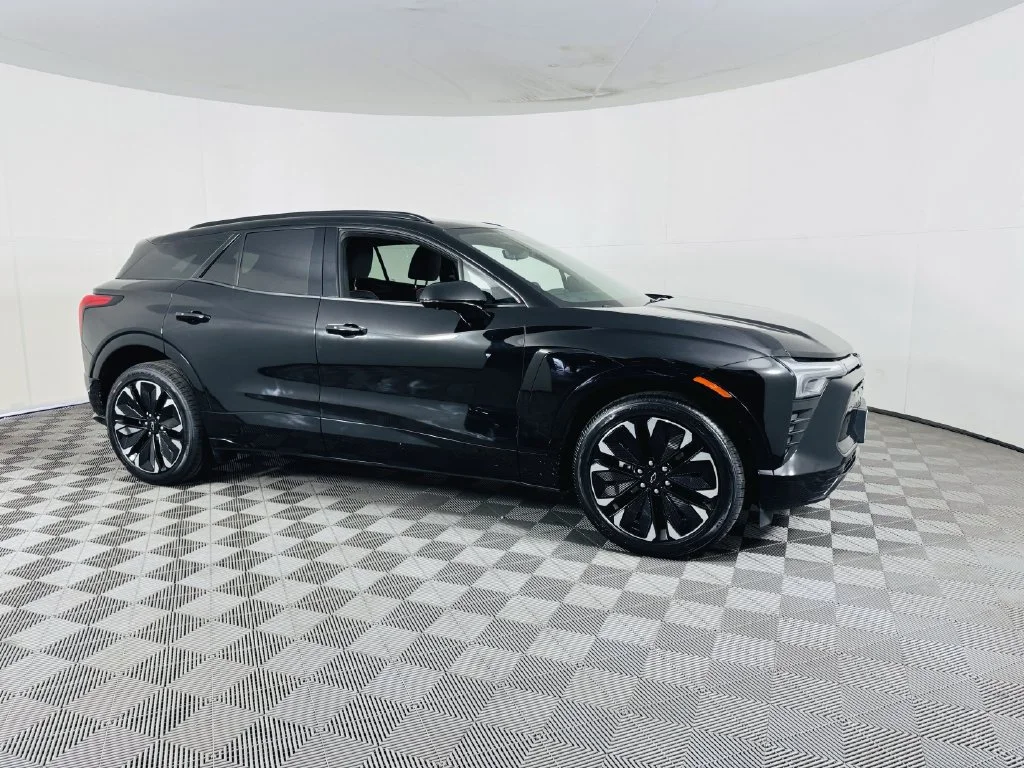 Used 2024 Chevrolet Blazer EV RS with VIN 3GNKDCRJ6RS157393 for sale in Monrovia, CA