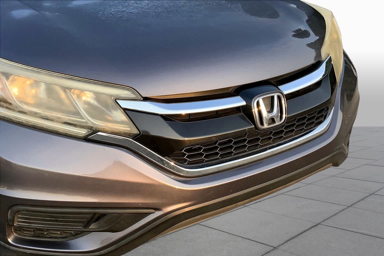 Used 2016 Modern Steel Metallic Honda LX image 29
