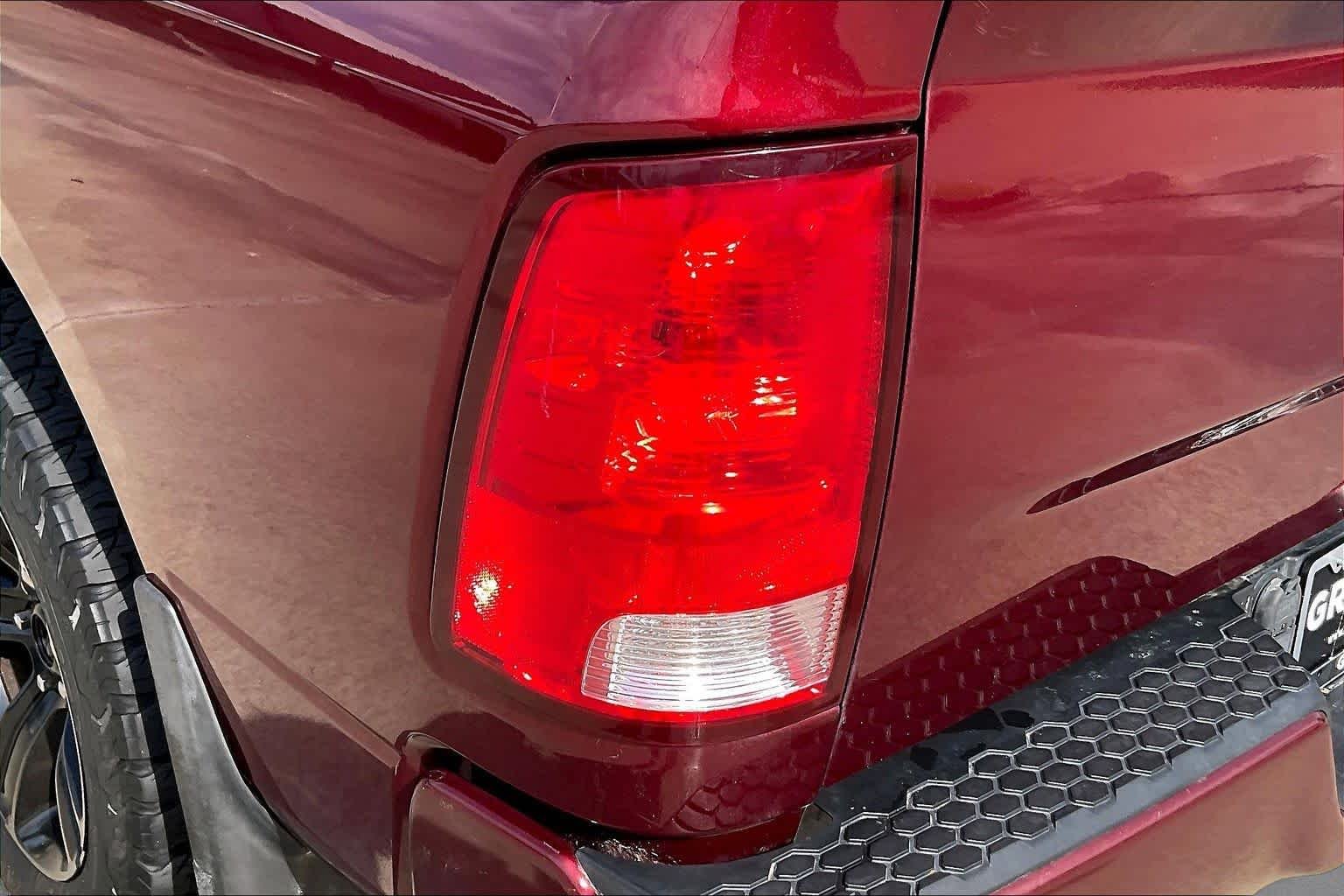 Used 2019 Red Pearl Ram Tradesman image 28
