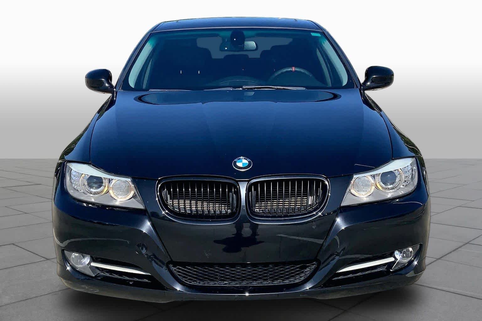 Used 2011 Jet Black BMW 335i image 3