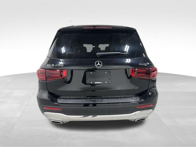 New 2026  Mercedes-Benz GLB 250 image 6