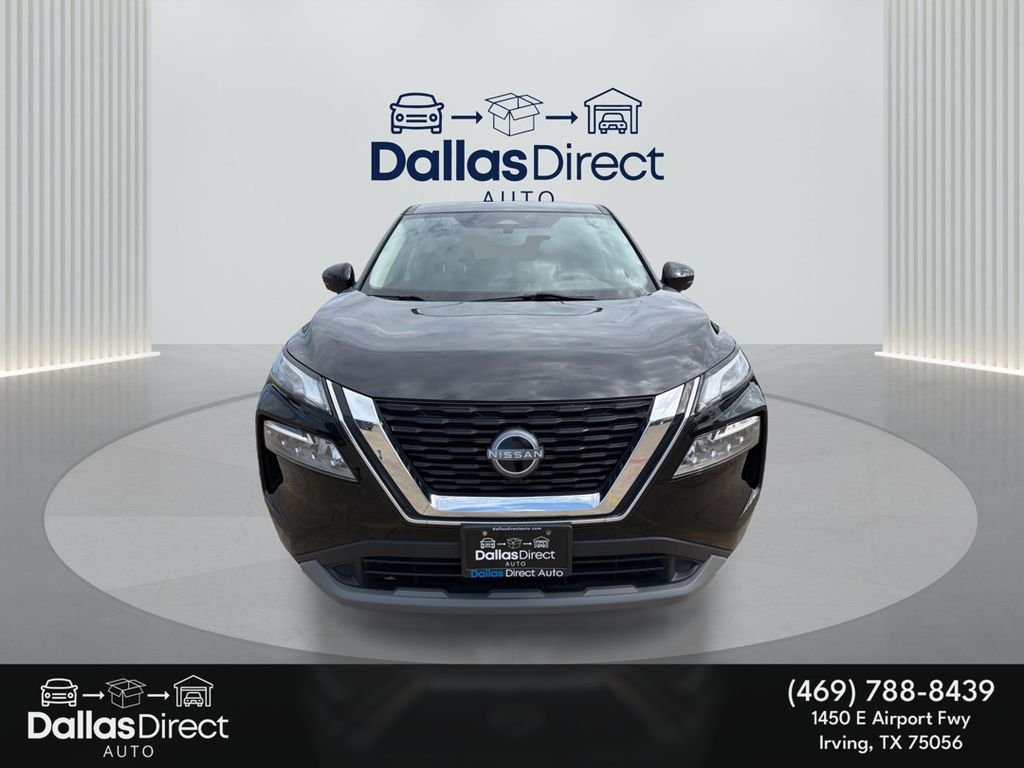 Used 2023 Super Black Nissan SV image 3