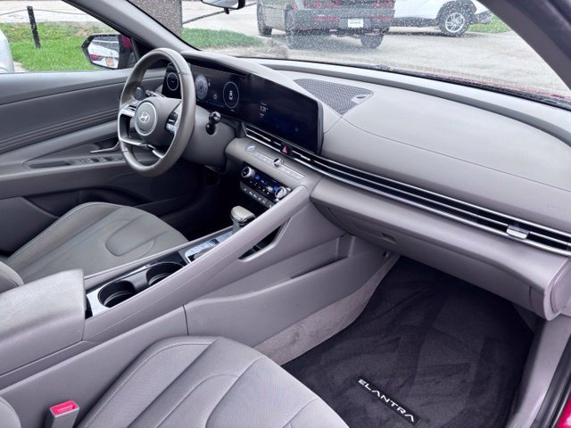 2025 Hyundai Elantra SEL - Photo 54