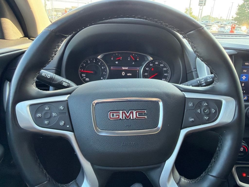 Used 2023 White GMC SLT image 18