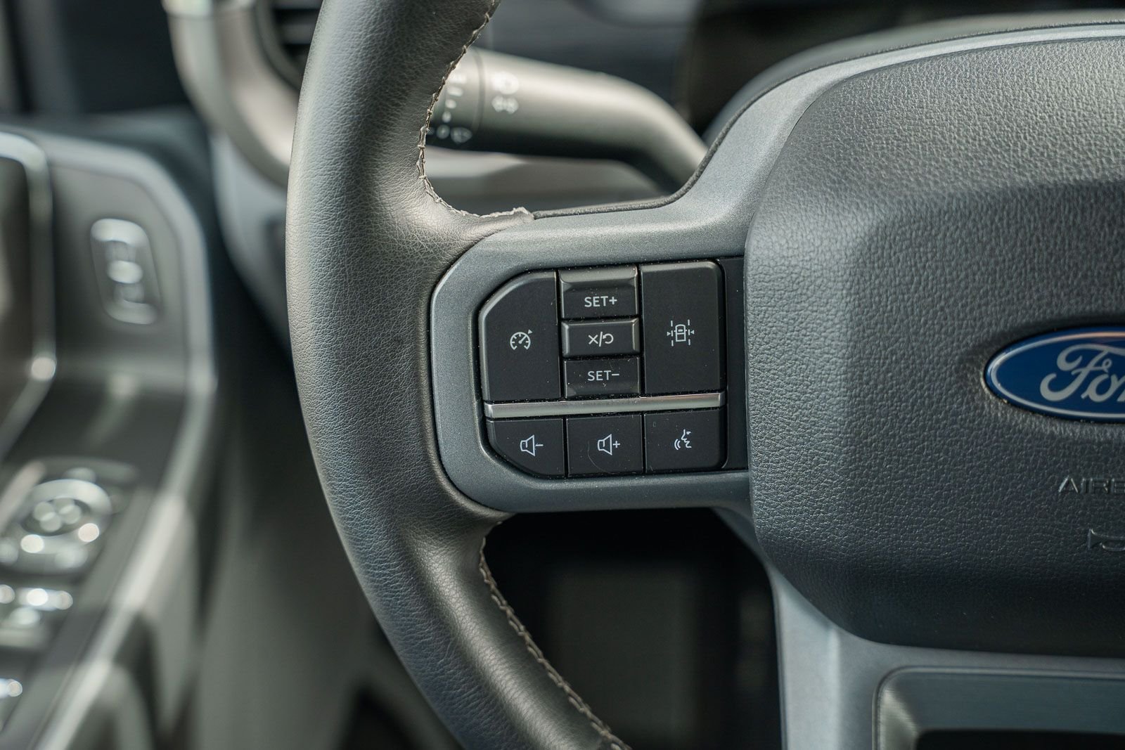 2024 Ford F-150 XLT - Photo 27