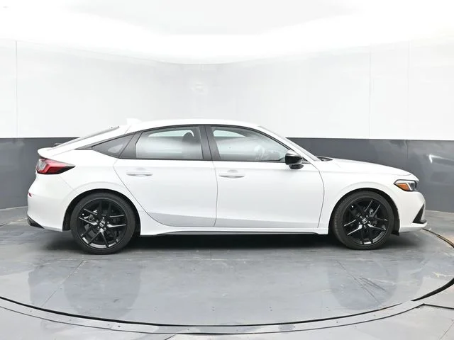 Used 2024 Platinum White Pearl Honda Sport image 11
