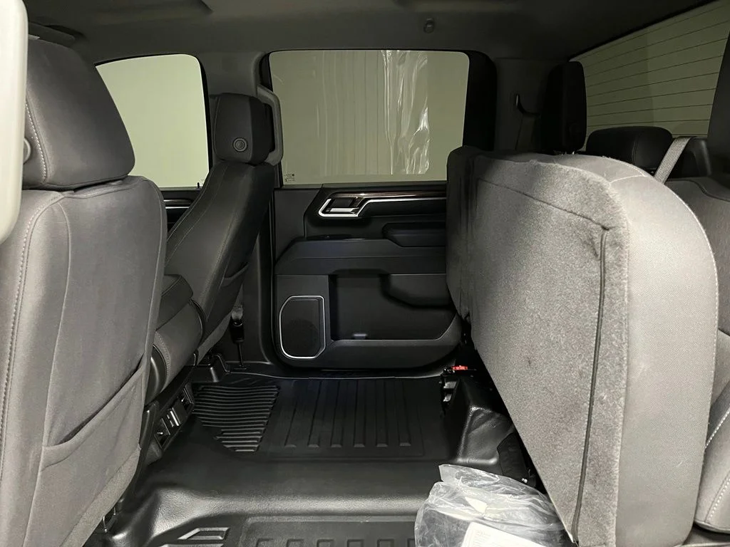 Used 2025 Gray Chevrolet LT image 48