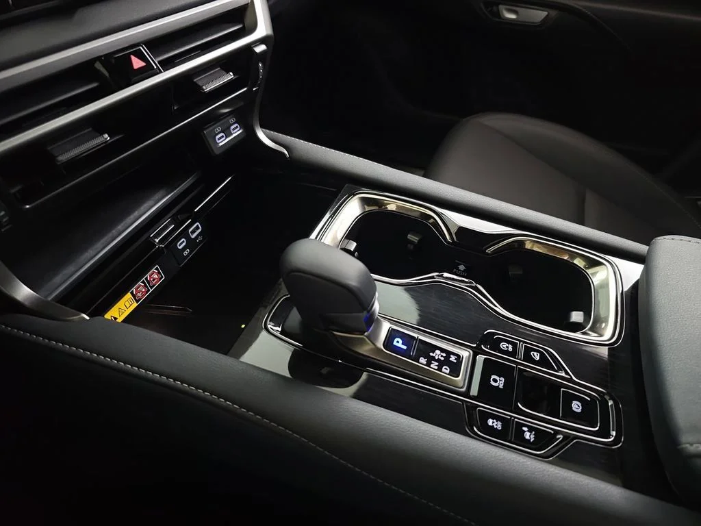 Used 2024 Black Lexus 350 image 27