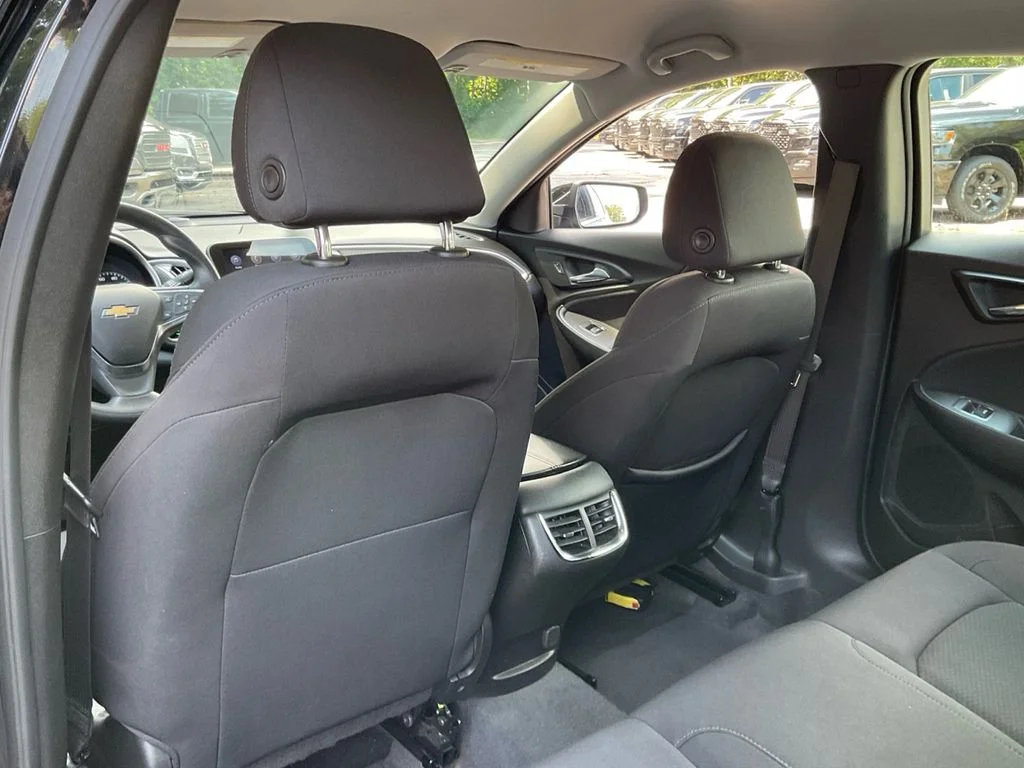 Used 2024 Black Chevrolet LT image 30