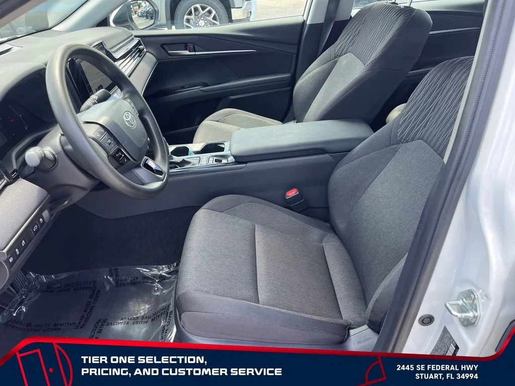 Used 2025 White Toyota LE image 9