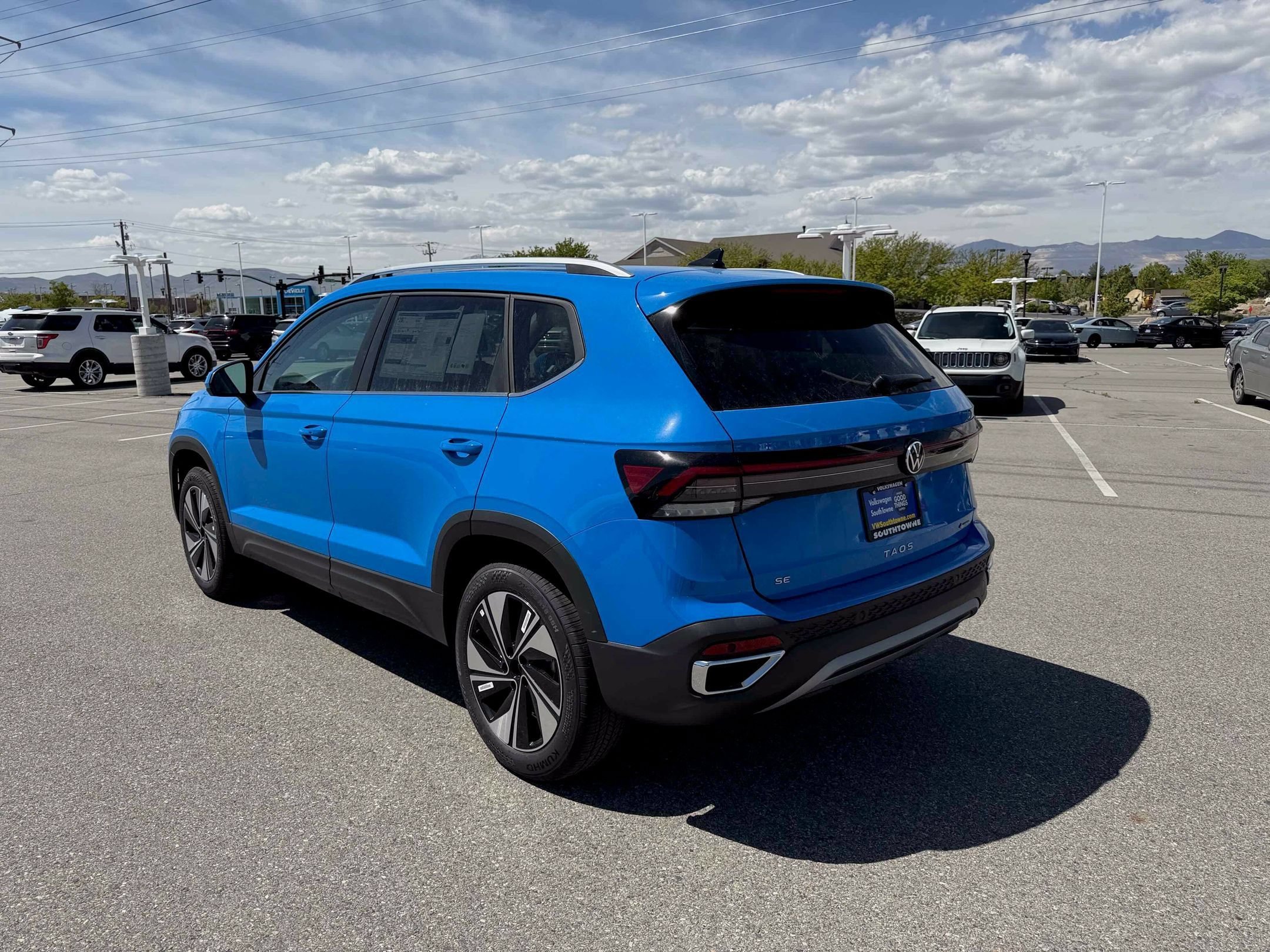 New 2026 Blue Volkswagen SE image 5