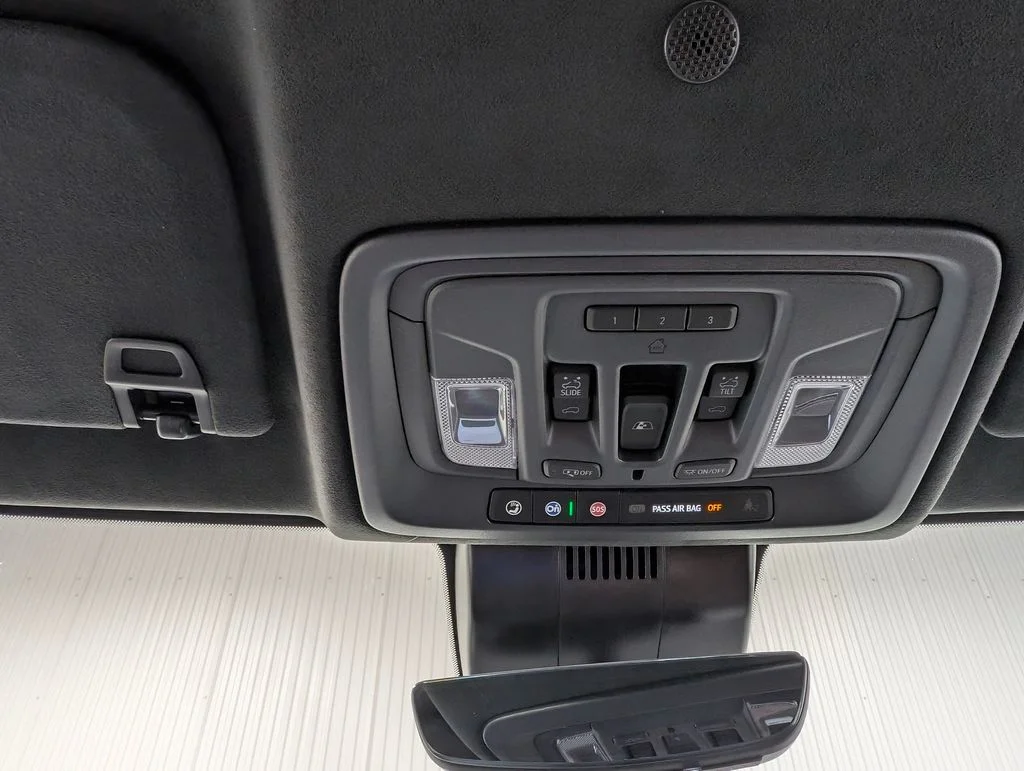 Used 2025 Sterling GMC Denali Ultimate image 9