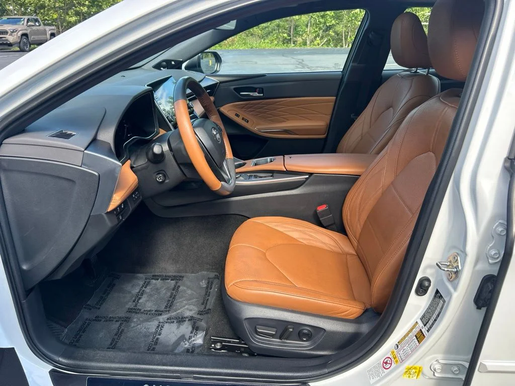 Used 2019 Beige Toyota Limited image 9