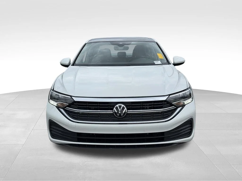 Used 2022 White Volkswagen 1.5T SE image 26