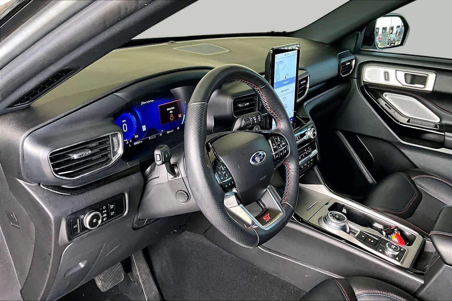 Used 2023 Iconic Silver Ford ST image 18