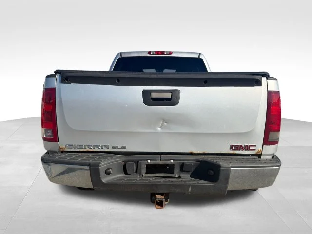 Used 2013 Silver GMC SLE image 6