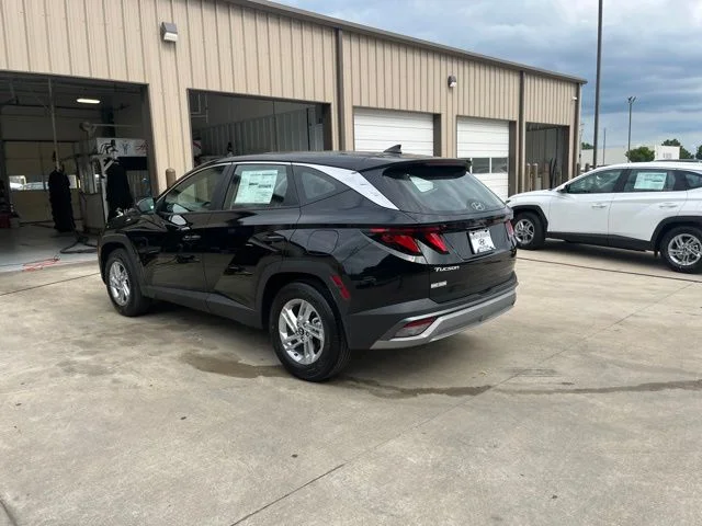 New 2026 Phantom Black Hyundai SE image 6