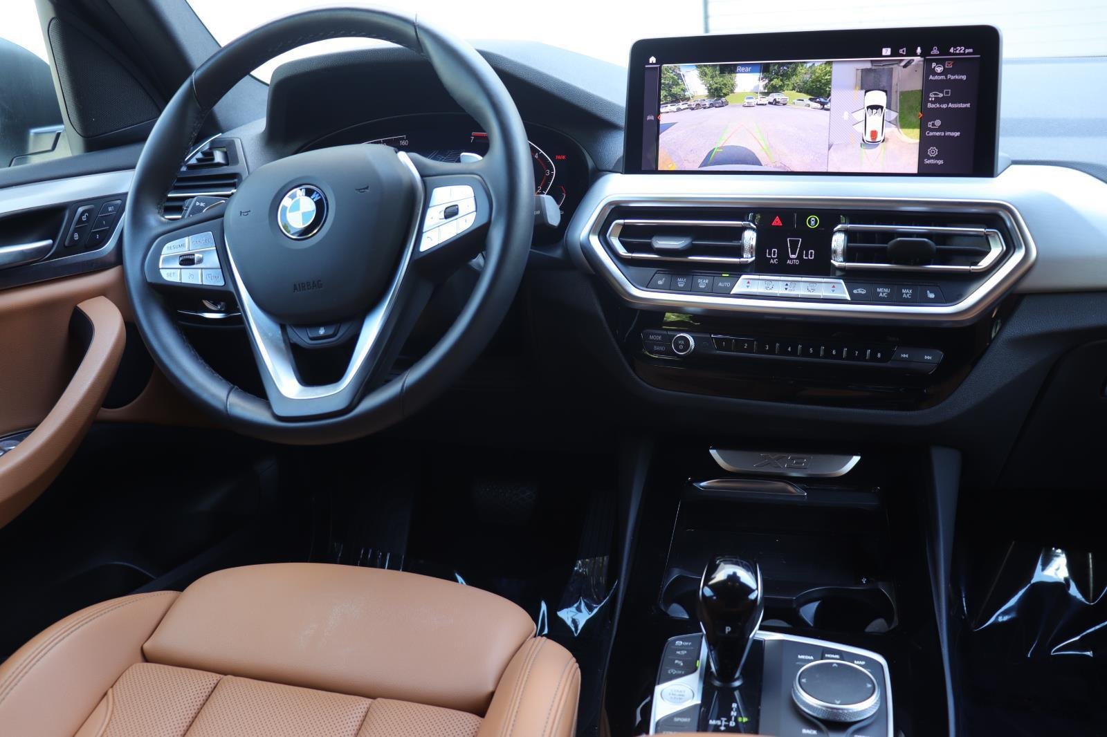 Used 2023 Mineral White Metallic BMW sDrive30i image 25