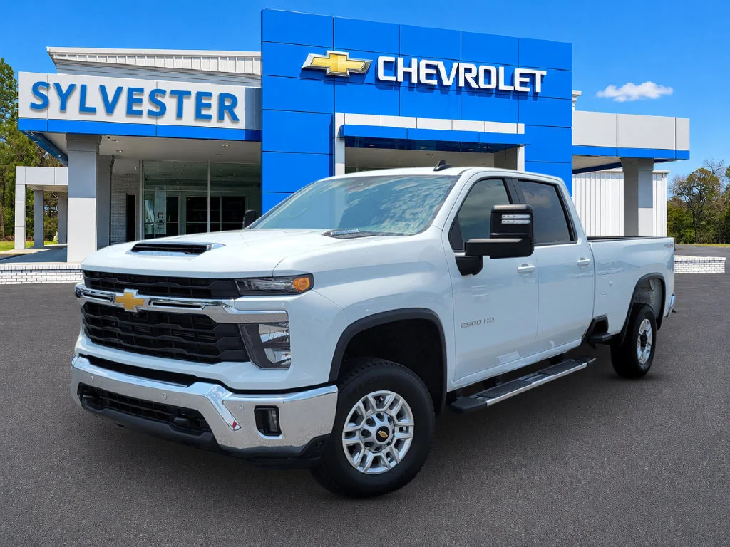 Used 2025 Summit White Chevrolet LT image 1