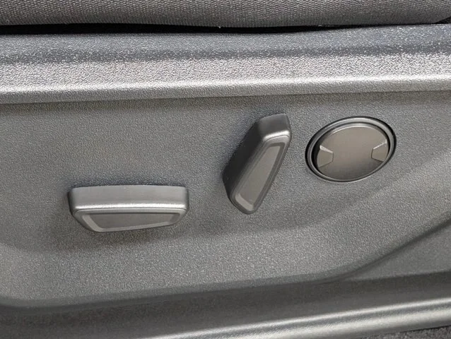 New 2026 Avalanche Ford XLT image 47
