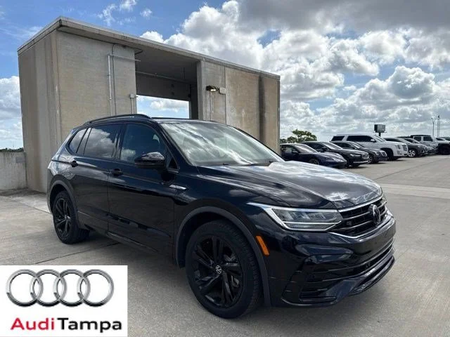2023 Volkswagen Tiguan SE R-Line Black