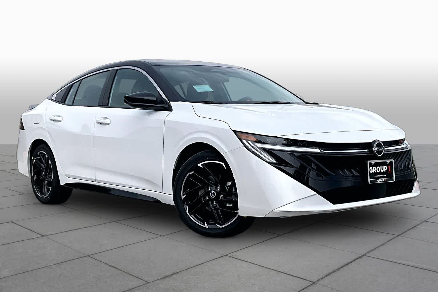 New 2026 Aspen White TriCoat / Super Black Two-tone Nissan SR image 2