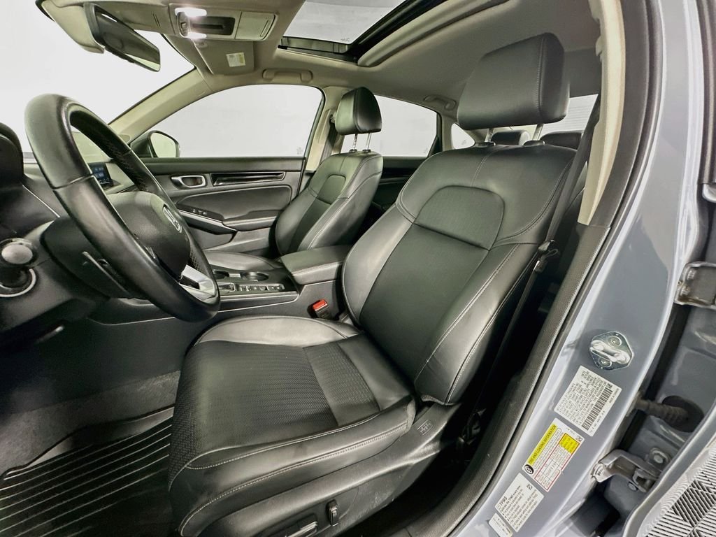 Used 2024 Morning Mist Metallic Honda Touring image 23