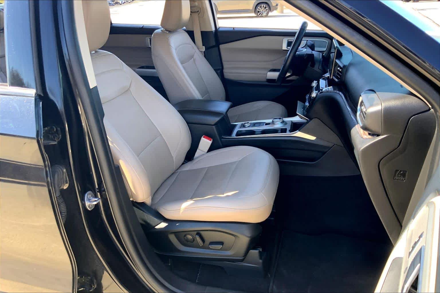 2023 Ford Explorer Limited - Photo 9