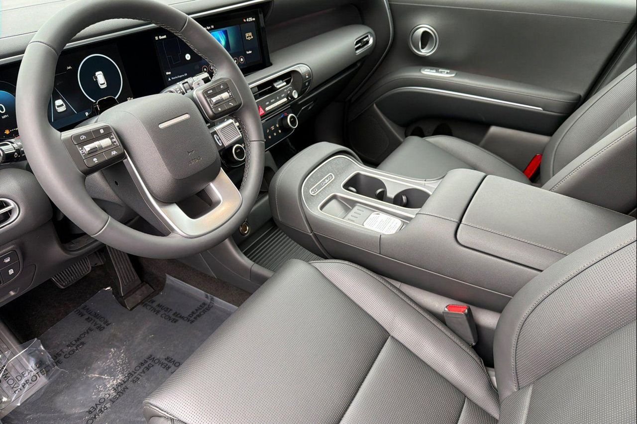 New 2026 Silver Hyundai Limited AWD image 9