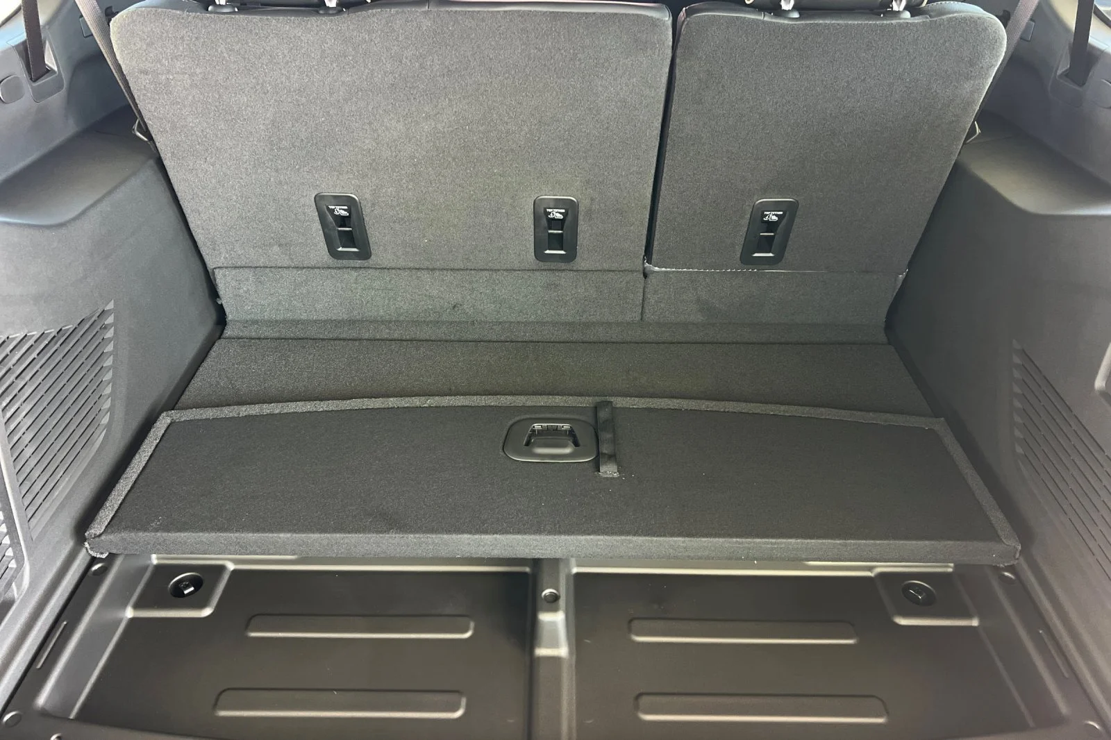 2026 GMC Yukon XL Elevation - Photo 16