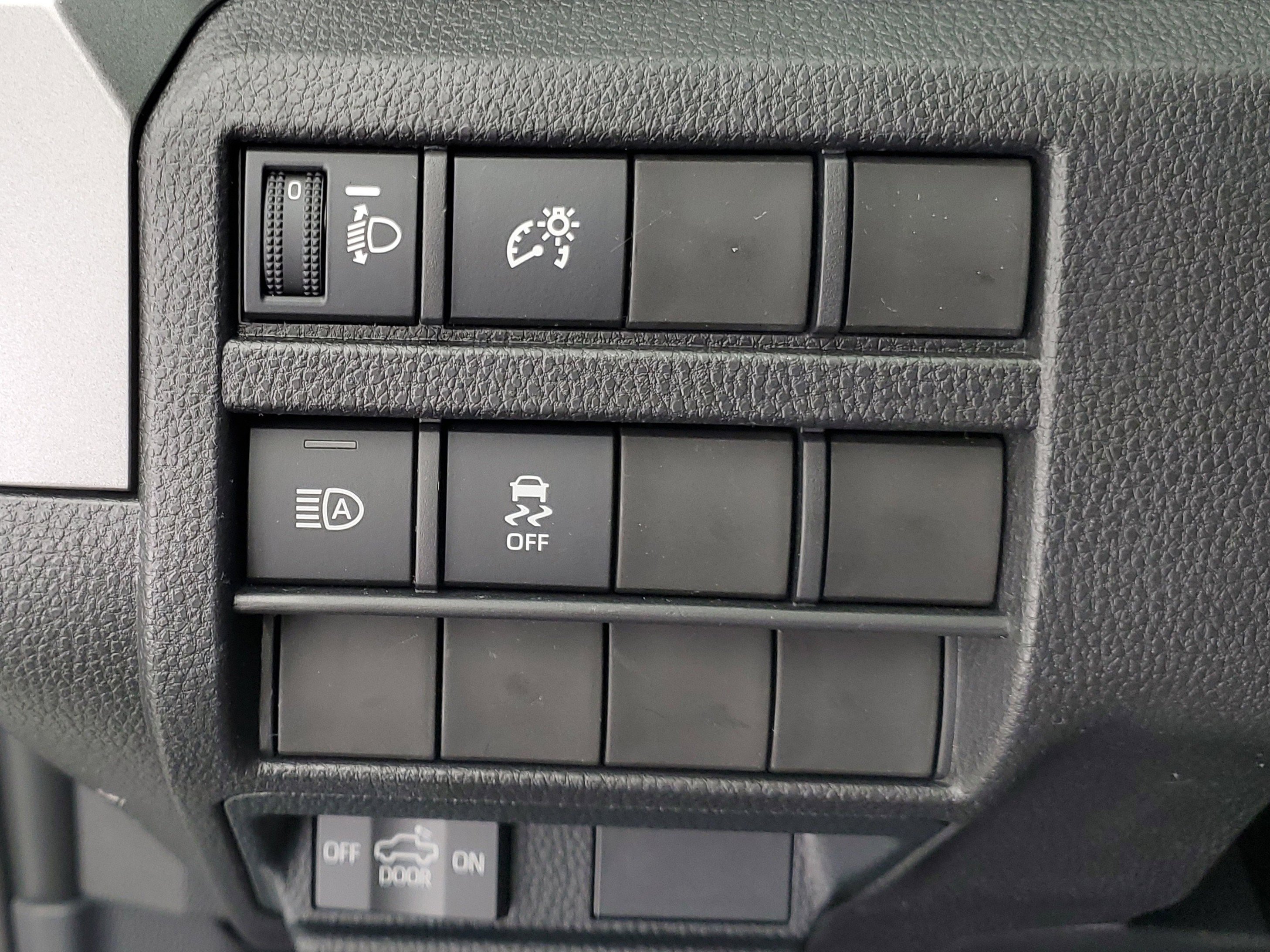 2025 Toyota Tacoma TRD Off Road - Photo 28