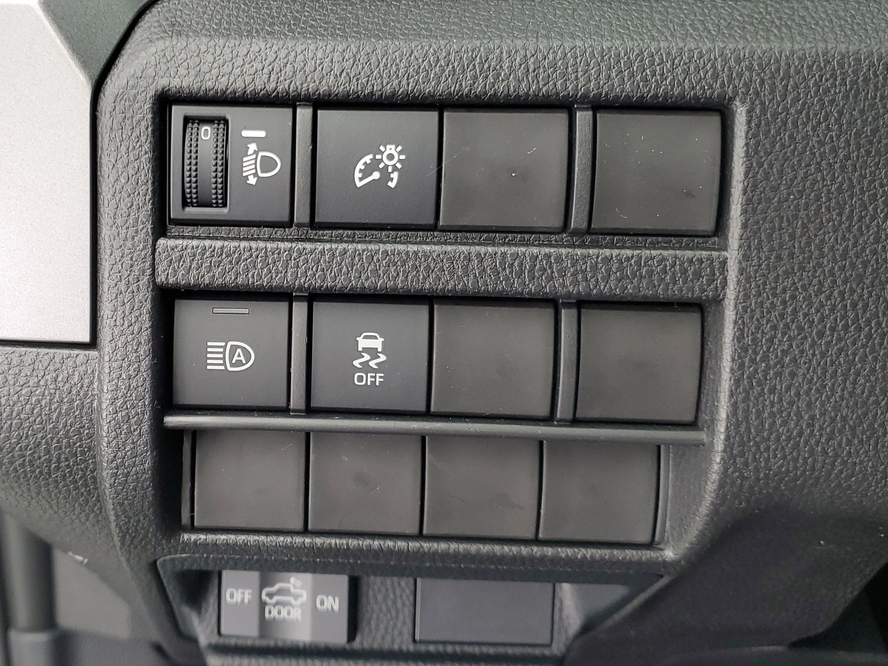 2025 Toyota Tacoma TRD Off Road - Photo 28