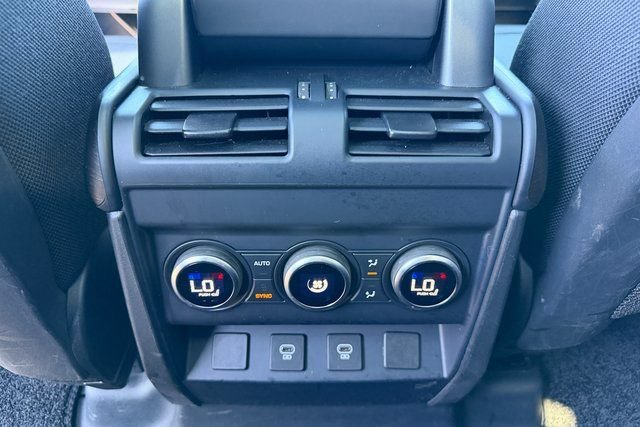 Used 2024  Land Rover X image 25