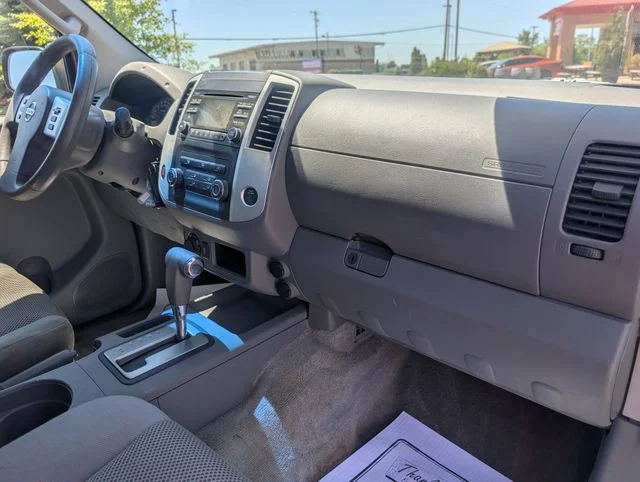 Used 2013 Silver Nissan SV image 21