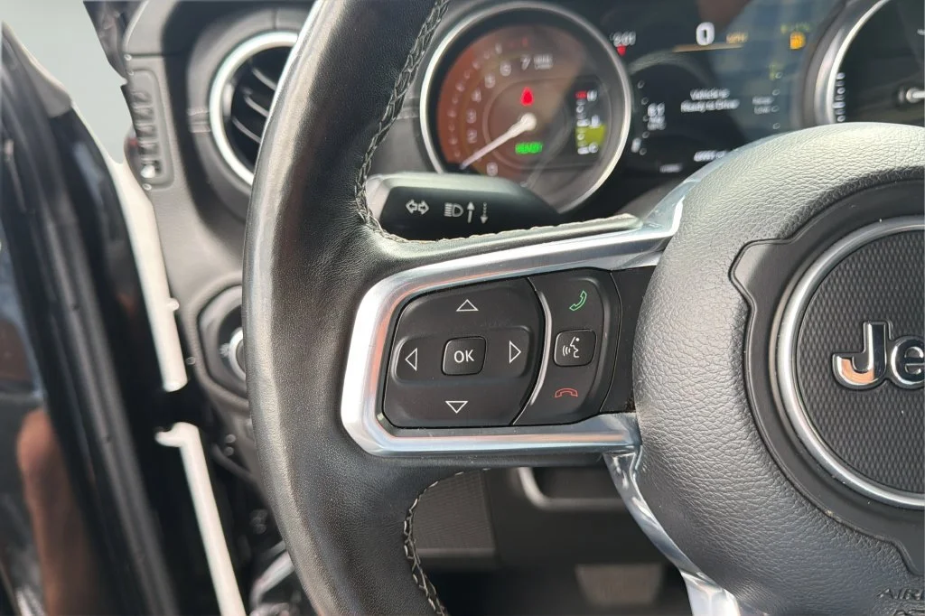 Used 2022 Black Jeep Unlimited Sahara 4x4 image 22