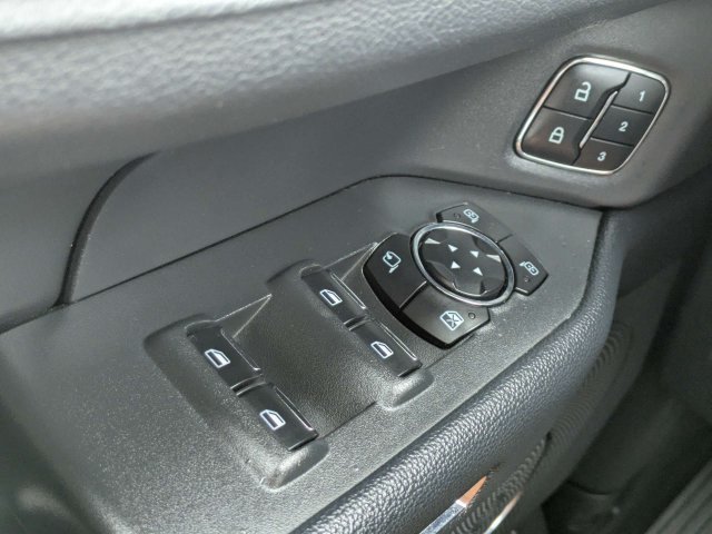 Used 2024 Black Metallic Ford XLT image 28