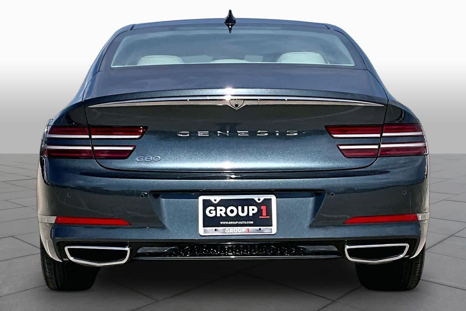 Used 2021 Black Forest Green Genesis 2.5T image 5