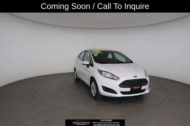 Used 2019 White Ford SE image 29