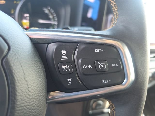 Used 2024 Black Clearcoat Jeep High Altitude image 21