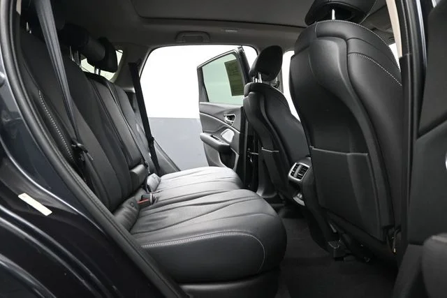 Used 2019  Acura Technology Package image 19