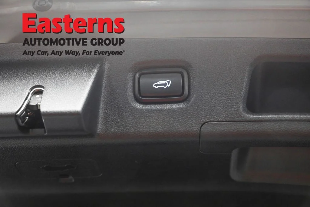 Used 2023 Gray Hyundai SEL image 22