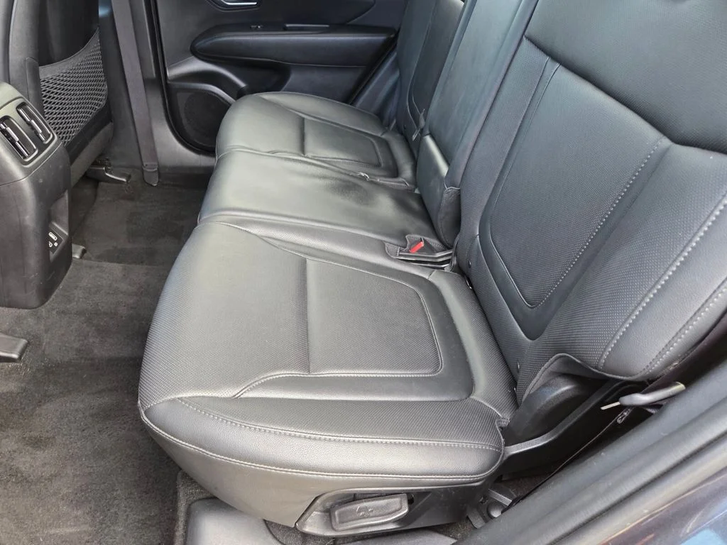 Used 2023 Gray Hyundai SEL image 24