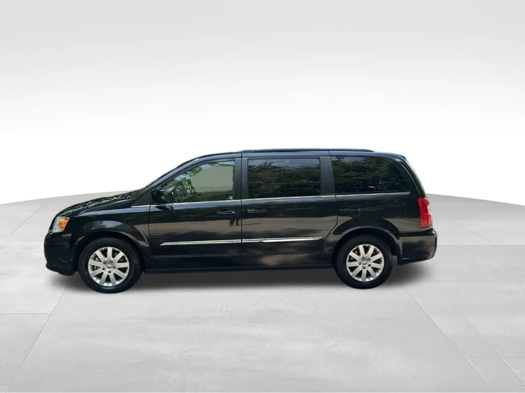 Used 2015 Black Chrysler Touring image 2