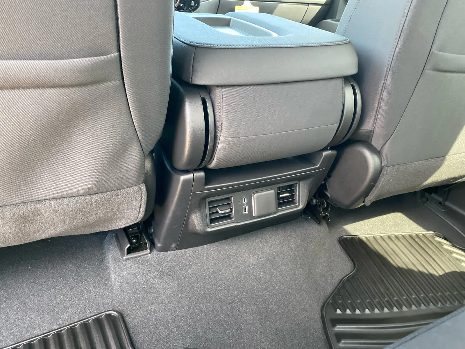 New 2026 Summit White GMC SLE image 22